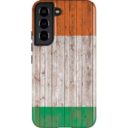 Ireland Flag Dark Wood Galaxy S22 Pro Case